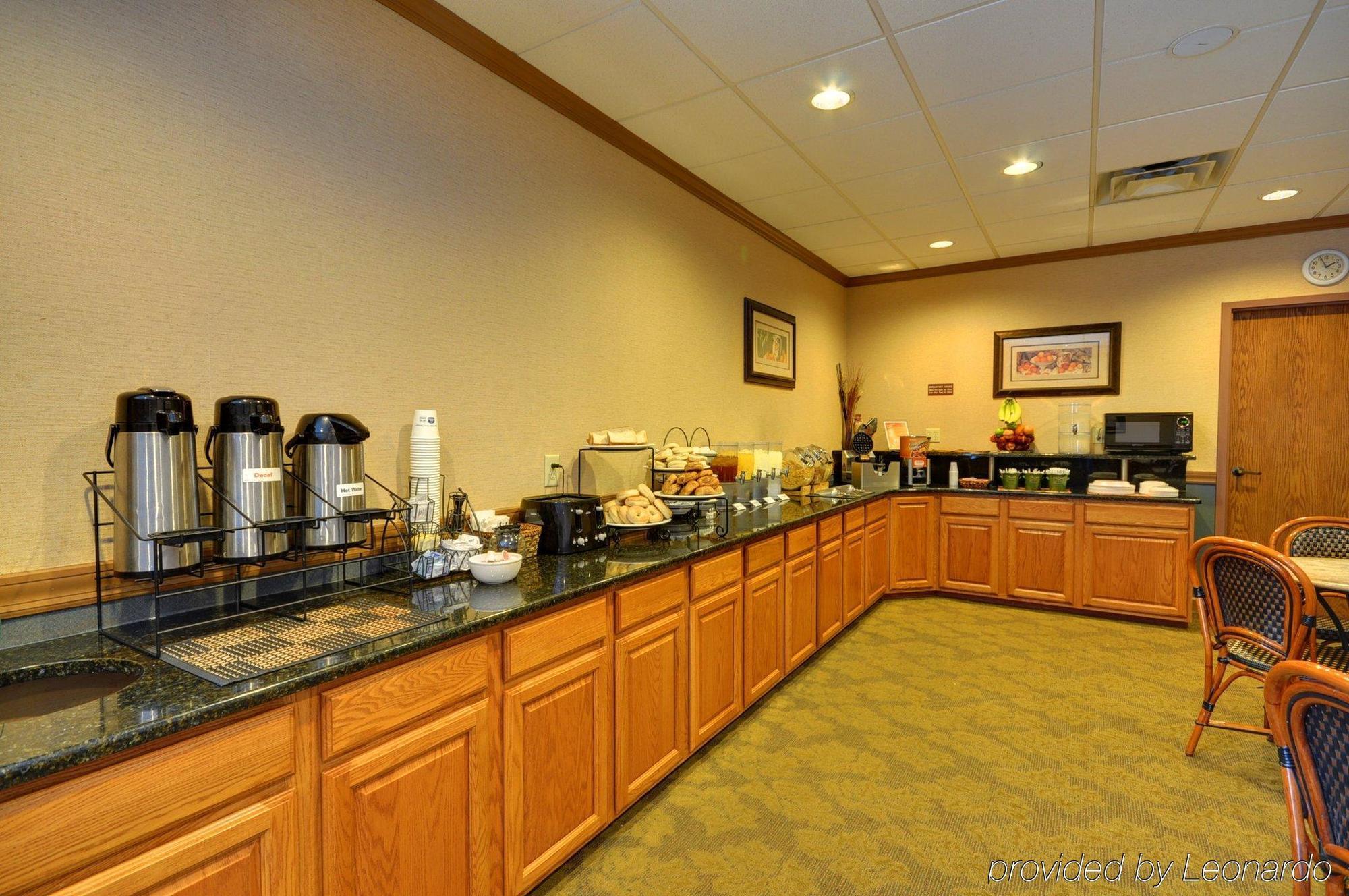 Red Roof Inn & Suites Dekalb Nhà hàng bức ảnh