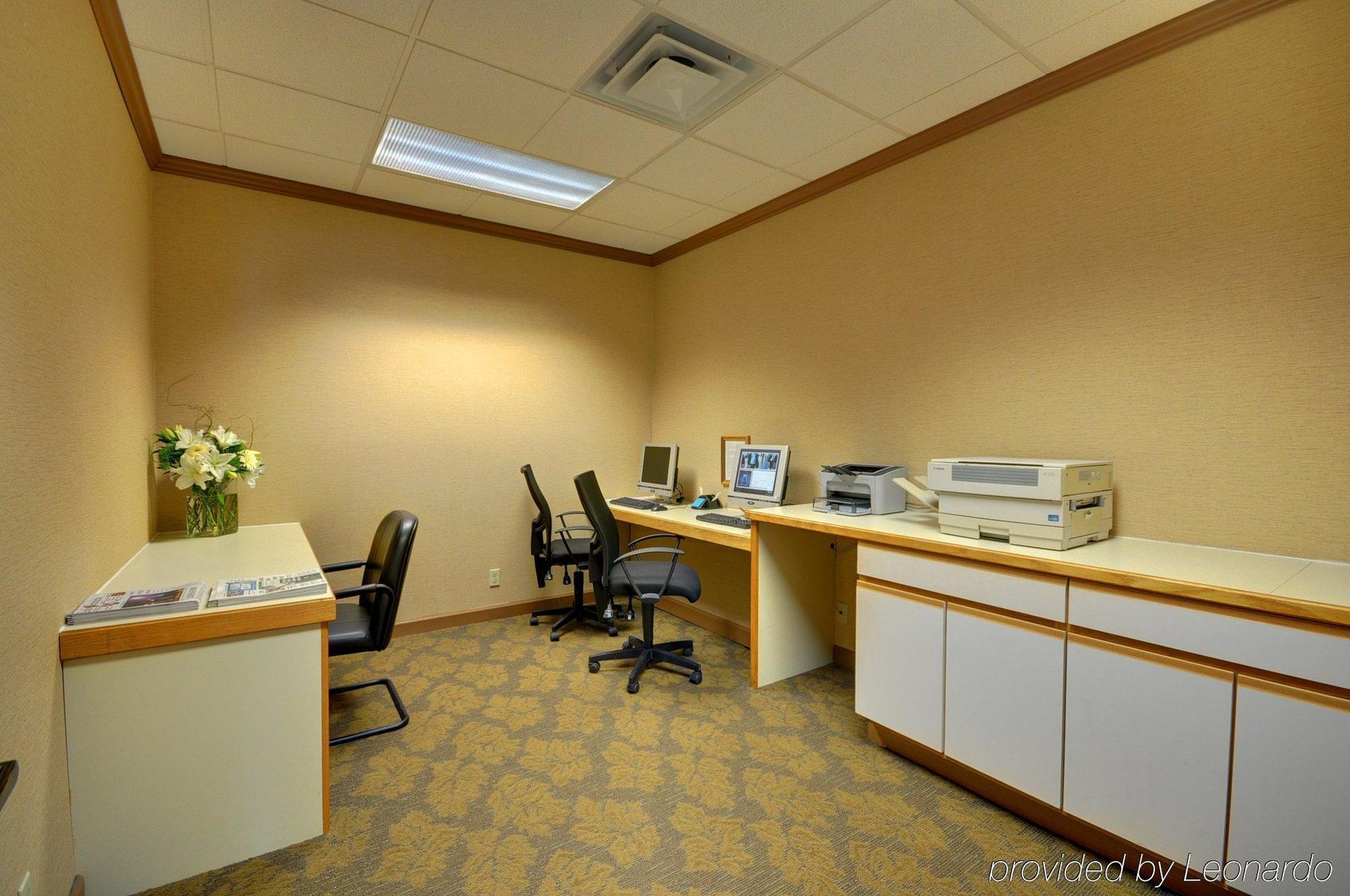 Red Roof Inn & Suites Dekalb Ngoại thất bức ảnh